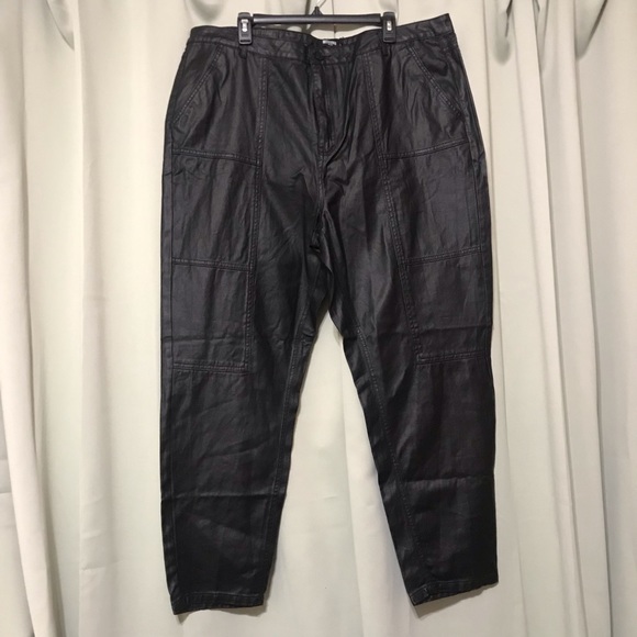 Black Coated Seam Detail Mom Jeans Nwt 
